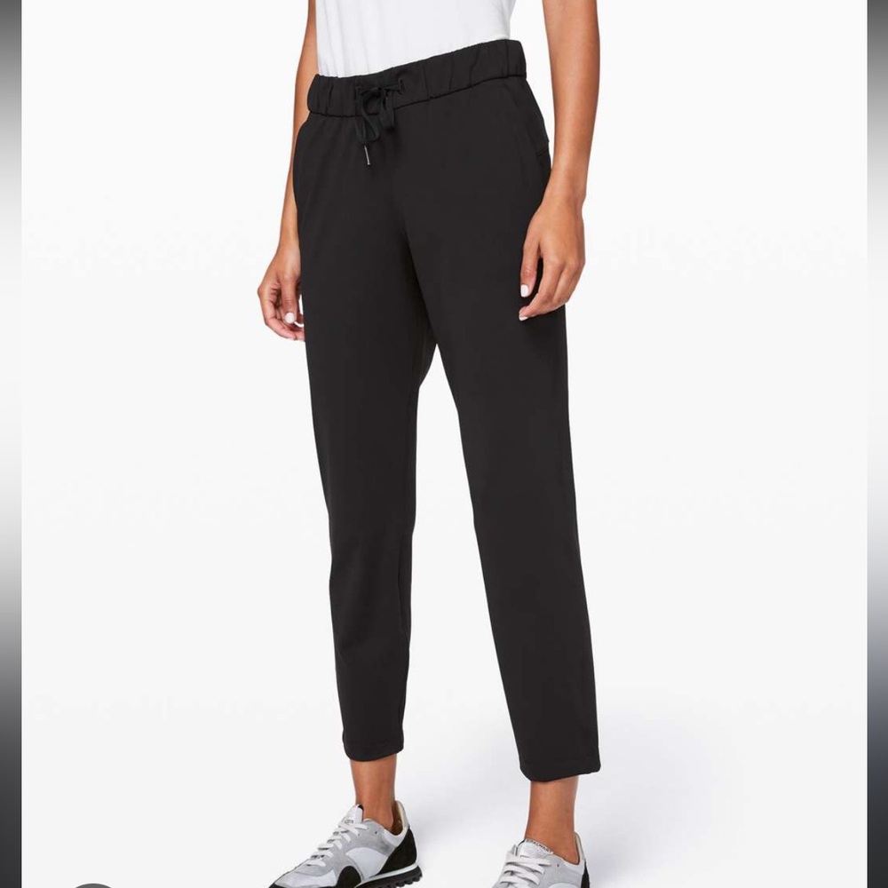 Lululemon On the Fly 7/8 Pant -
Visit ›
Black